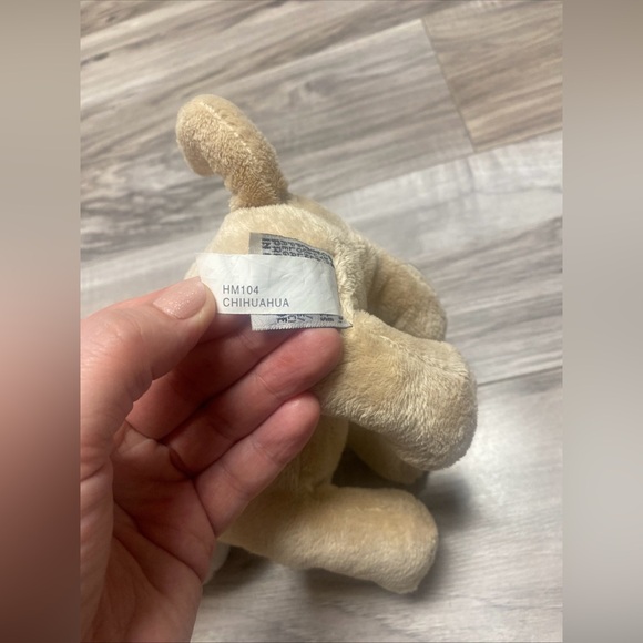 Ganz Webkinz Chihuahua HM104 Dog 9" Plush Stuffed Animal No Code Preowned - Picture 8 of 9